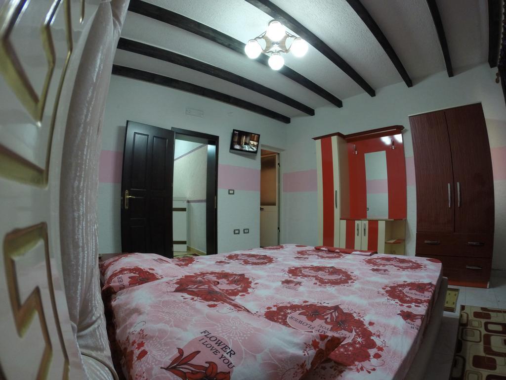 Hotel Buza New Shtoj Esterno foto