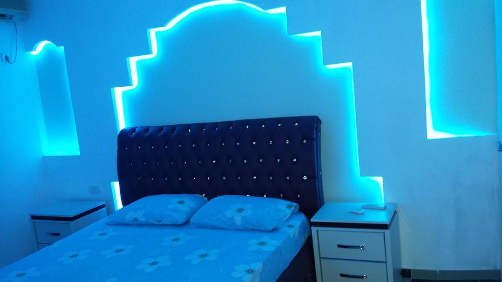 Hotel Buza New Shtoj Esterno foto