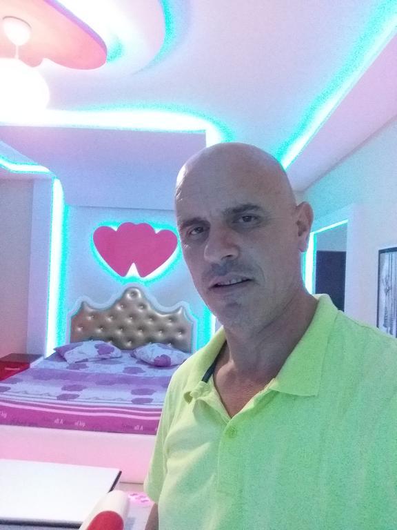 Hotel Buza New Shtoj Esterno foto